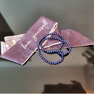 Colier din perle si esarfa de matase mov Bazaart 20260312 070224 241